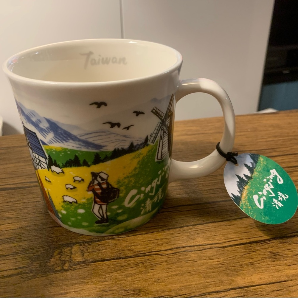 Special Starbucks mug from Taiwan - Picture 1 of 6